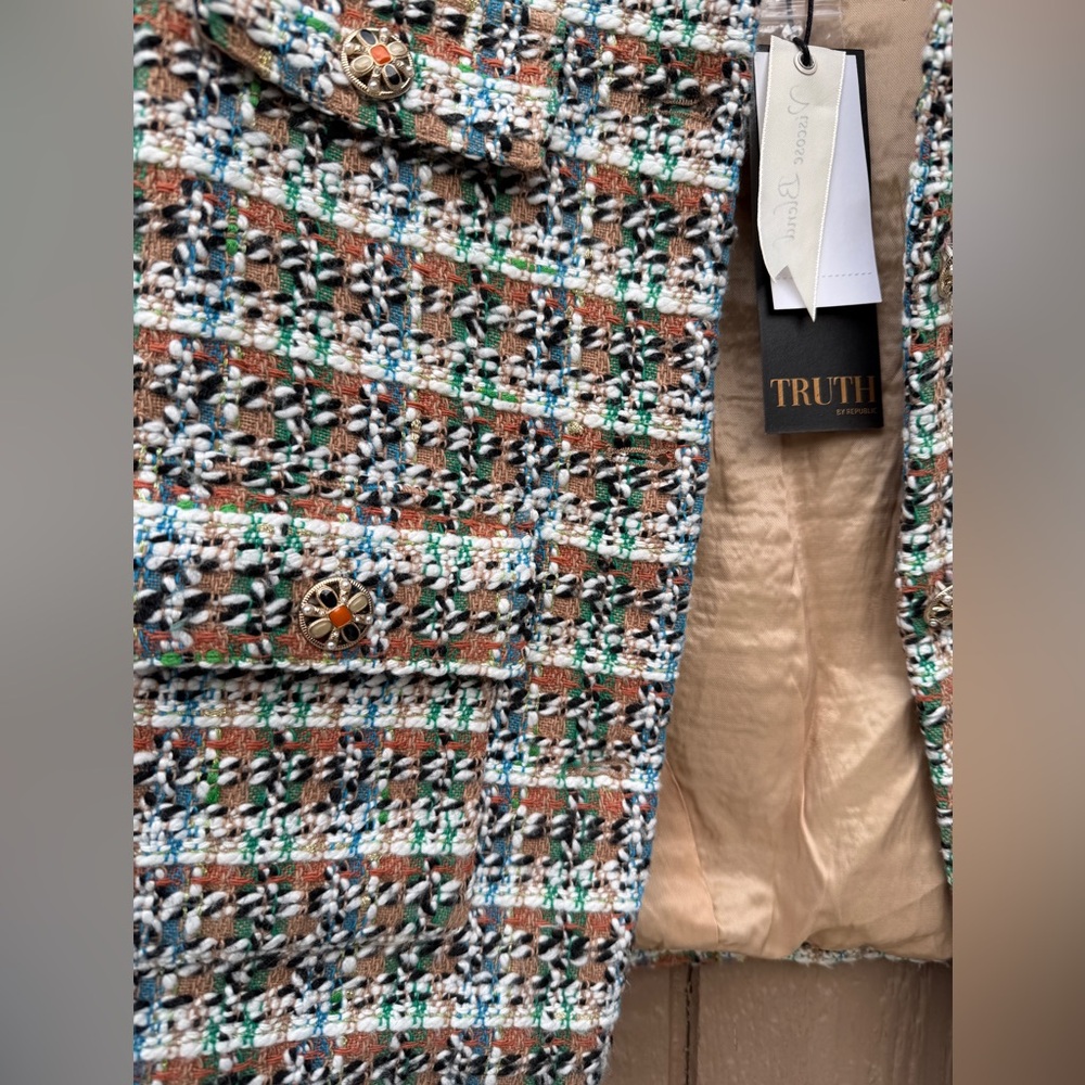 NWT—TRUTH by Republic Sz: 6 cropped tweed blazer in mixed colors - Picture 5 of 13